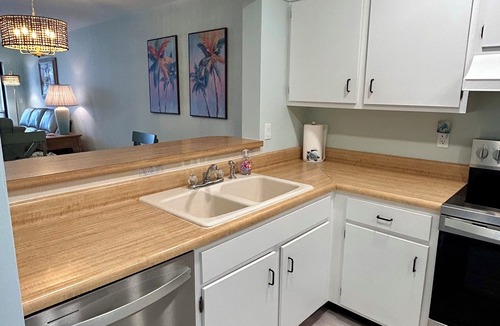 Hutchinson Island South Condo | Direct Oceanfront 2-bedroom Hutchinson Island Condo