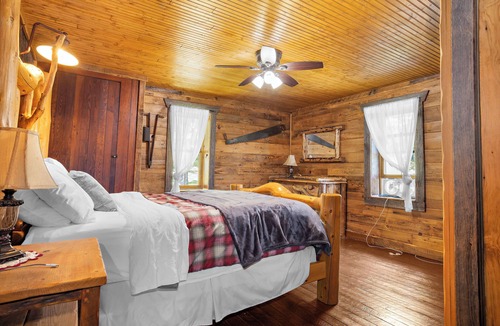 Terra Alta House | Discounted Rates/Back in Time/Near Deep Creek Lake/No Cleaning or Amin Fees