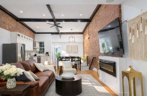 Columbia Heights Apartment | District Gojo A Modern Brick Loft