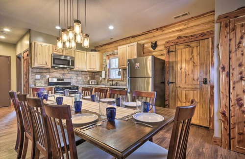Pittsville Cottage | Dock w/Boat Slip: Cozy Cabin Near Leesville Lake!