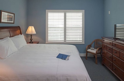Palmetto Dunes Hotel | Dockside Living Awaits in This Elegant Waterfront Escape for All Ages | 2 Units