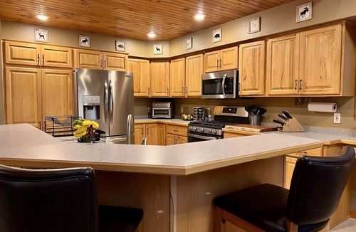 Eagle River Ski Chalet | Dog friendly, lakefront home perfect for families