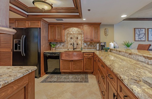 Daytona Beach Shores Condo | Dog Friendly Ocean Front High Rise, Direct Beach Acess, 2 Bedroom 2 full Bath.