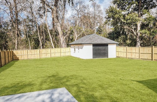 North Charleston House | Dog Friendly/Privacy Fence Back Yrd/13mi to dwntwn Charleston
