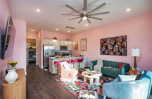 Nashville House | Dolly’s Dream House 1 | Park Views | Nashville Vibes