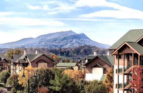 Sevierville Condo | Dollywood, Splash Country, National Parks!