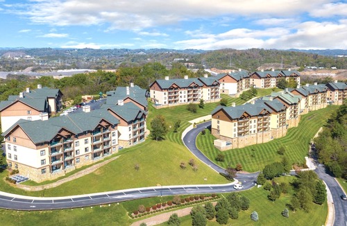 Sevierville Condo | Dollywood, Splash Country, National Parks!