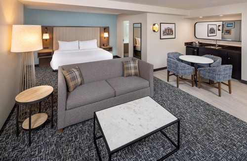Johnson City Hotel | DoubleTree by Hilton Hotel Johnson City