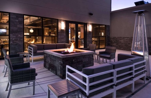 Lafayette Hotel | Doubletree by Hilton Lafayette East, IN