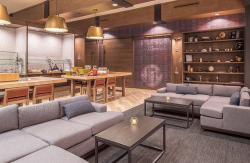 Lafayette Hotel | Doubletree by Hilton Lafayette East, IN