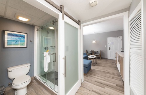 Ocean Park Hotel | DoubleTree Suites by Hilton Melbourne Beach Oceanfront