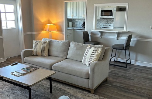 Peachtree Center Condo | Downtown Atlanta 1-bedroom condo