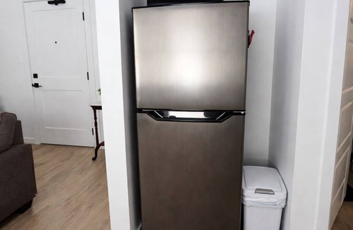 Midtown Apartment | Downtown Detroit 1bd Apt Wlk- DMC, Wayne State, Ford Field, Comerica Prk, Arena