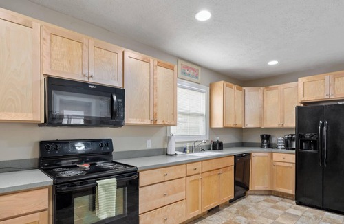 Holland House | Downtown Holland Charmer
