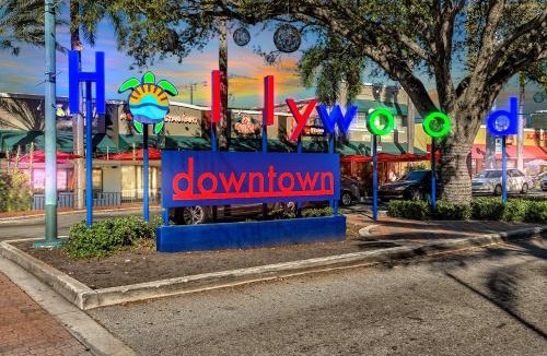 Downtown Hollywood Apartment | Downtown Hollywood Beach Blvd Studio Getaway