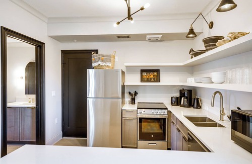 Ludington Condo | Downtown Ludington Modern Condo w/Great Views!