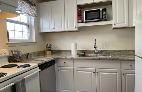 Nashville Apartment | DOWNTOWN NASHVILLE COMFY & COZY D