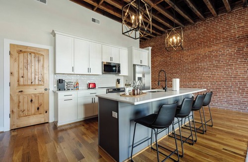 Spartanburg Apartment | Downtown Spartanburg Apt. | Stay Fizzy