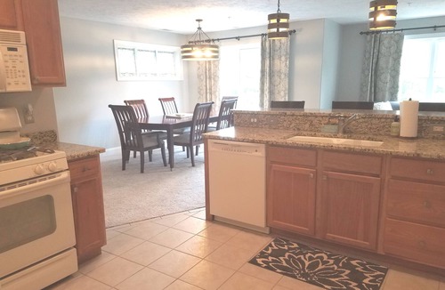 Traverse City House | Downtown Traverse City condo with balcony. Walk to everything. A/C.