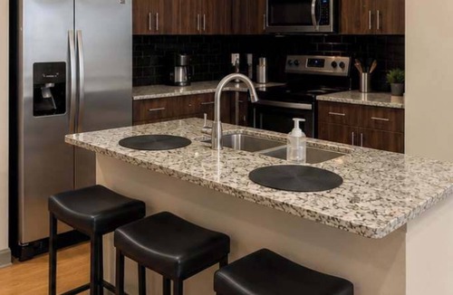 Brady Arts District Apartment | Downtown Tulsa Apartment Near Arts District Pool