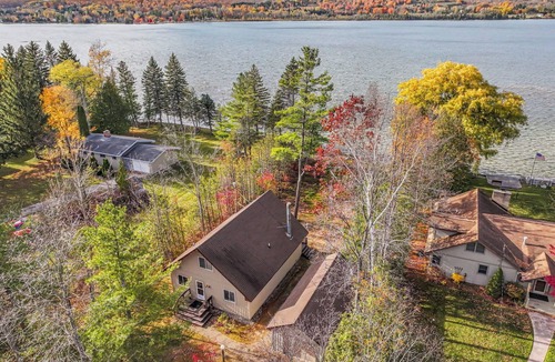 Lake Leelanau Ski Chalet | Dream Lakefront Chalet with 3 Bedrooms and Stunning Lake Leelanau Views