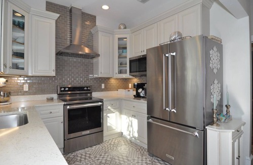 Downtown Historic District House | Dreamy Downtown Cottage: Walk everywhere, easy parking