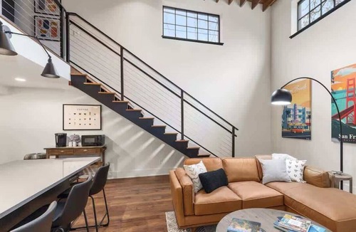 Grand Rapids Apartment | Drumlin Suite - Downtown Luxe Historic Roots & Private Parking