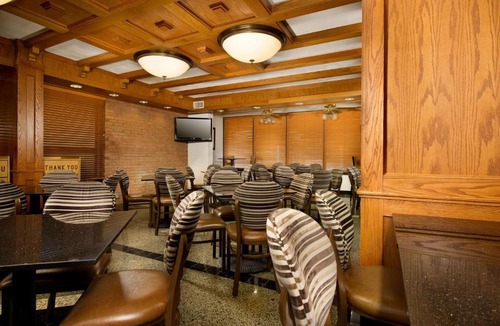 Frankenmuth Hotel | Drury Inn & Suites Frankenmuth