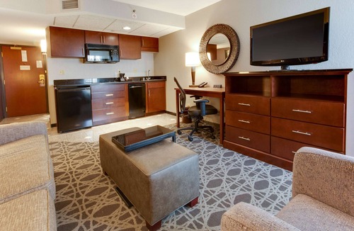 Buechel Hotel | Drury Inn & Suites Louisville East