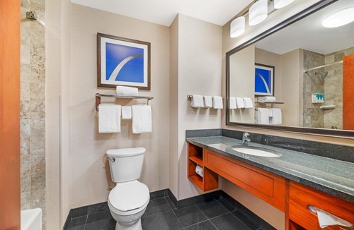 Brentwood Hotel | Drury Plaza Hotel St. Louis Brentwood
