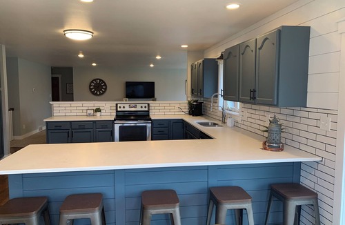 Pickett House | EAA- Clean and Spacious Country Home