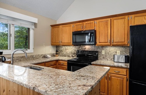 Wintergreen Condo | Eagles Court 24 with Wintergreen Advantage