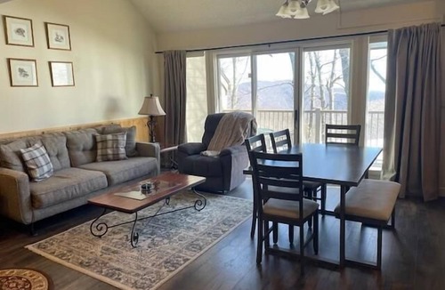 Wintergreen Condo | Eagles Court 24 with Wintergreen Advantage