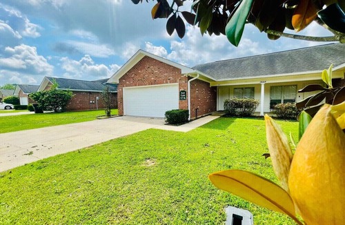 Hammond Apartment | Eastgate 17A beautiful townhouse