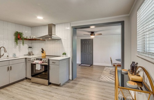 Gulf Breeze House | Easy Beach & Bay Access! Gulf Breeze Getaway