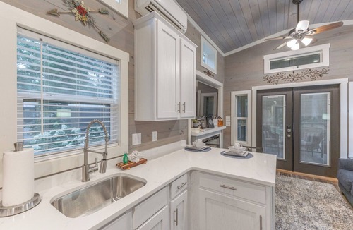 Tracy City Cabin | Edgewater at The Retreat at Water's Edge