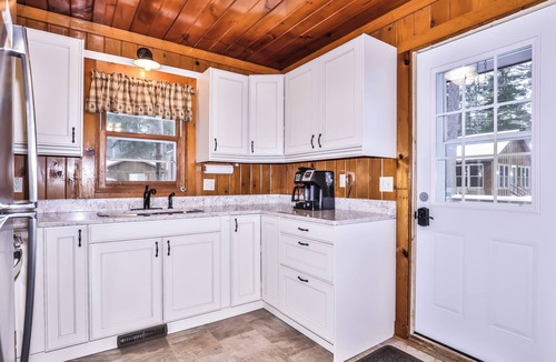 St Germain House | Elbert’s Resort lakeside cabin with dock and Timber’s bar and grill on site!