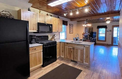 St Germain House | Elbert’s Resort lakeside cabin with dock and Timber’s bar and grill on site!