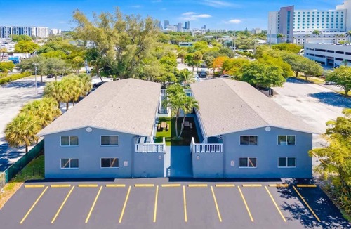 Poinciana Park Apartment | Elegant 2BR Near Beach & Cruise Port