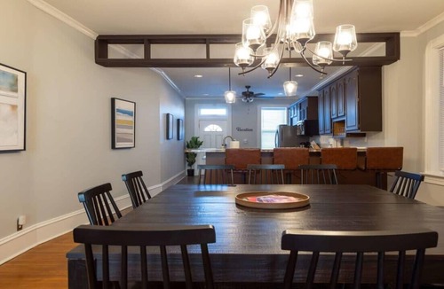 Tower Grove East House | Elegant 6BR-4BA Family Home with Garage ABODEbucks
