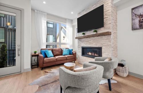 Coffeyville House | ElevateA Rooftop - Silverthorne