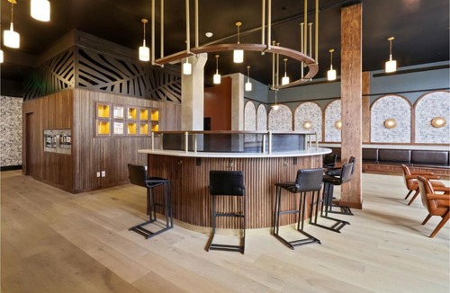 Arts/Warehouse District Apartment | Eleven48 Hotel