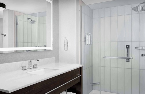 Town Center Hotel | Embassy Suites Atlanta - Kennesaw Town Center