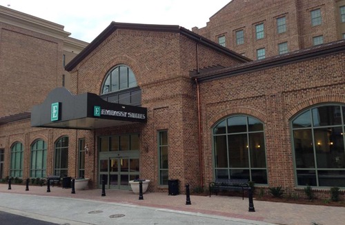 Yamacraw Village Hotel | Embassy Suites Savannah Historic District