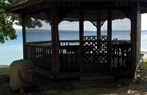 Herron Cabin | Enchanting cabin with on 2.5 acres in Hubbard Lake
