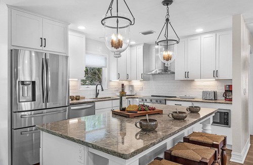 Saint James City House | Enchanting Retreat - Pine Island Paradise - Roelens