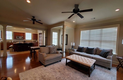 Grand Oaks Condo | Enjoy A Great Getaway In Oxford!
