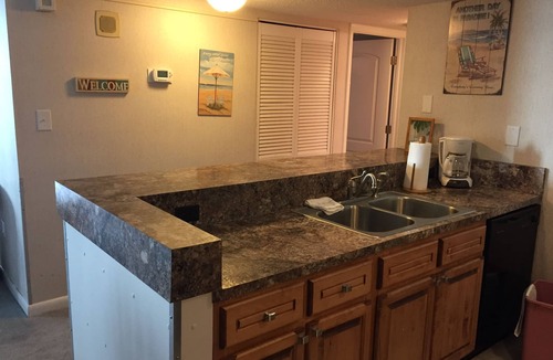 Myrtle Beach Condo | Enjoy Breathtaking Premium 2Bed/2Bath Condo. Optional 3rd bedroom-Sleeps 10