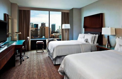 Birmingham House | Enjoy Comfort & Convenience of Our Lavish Room