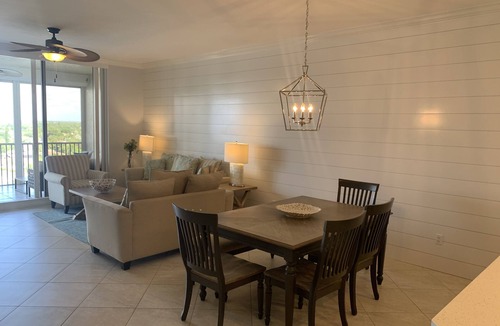 Vanderbilt Beach Condo | Enjoy Gorgeous Panoramic Views Of The Gulf Of Mexico And Vanderbilt Bay